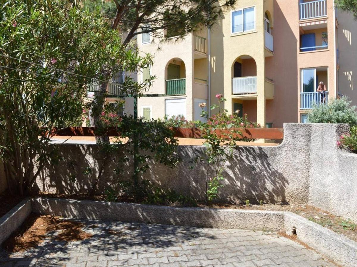 Maison 5 Pieces, 8 Couchages, Terrasse, Proche Plage Et Commerces - Saint Pierre La Mer - Fr-1-229D-240 Luaran gambar